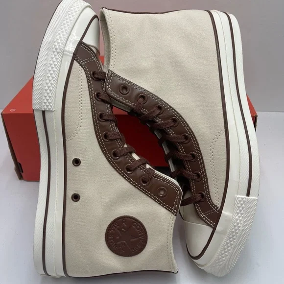 Converse Men’s A09450CCHUCK 70 HINATURAL VORY/BEAR NAP/EGRET High-Top Sneakers